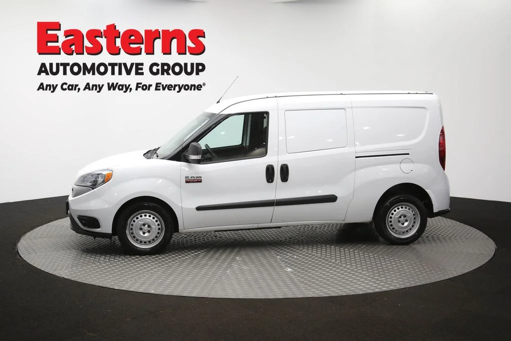 Used 2022 White Ram Base image 58