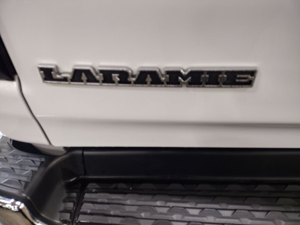 Used 2022 Bright White Clearcoat Ram Laramie image 17