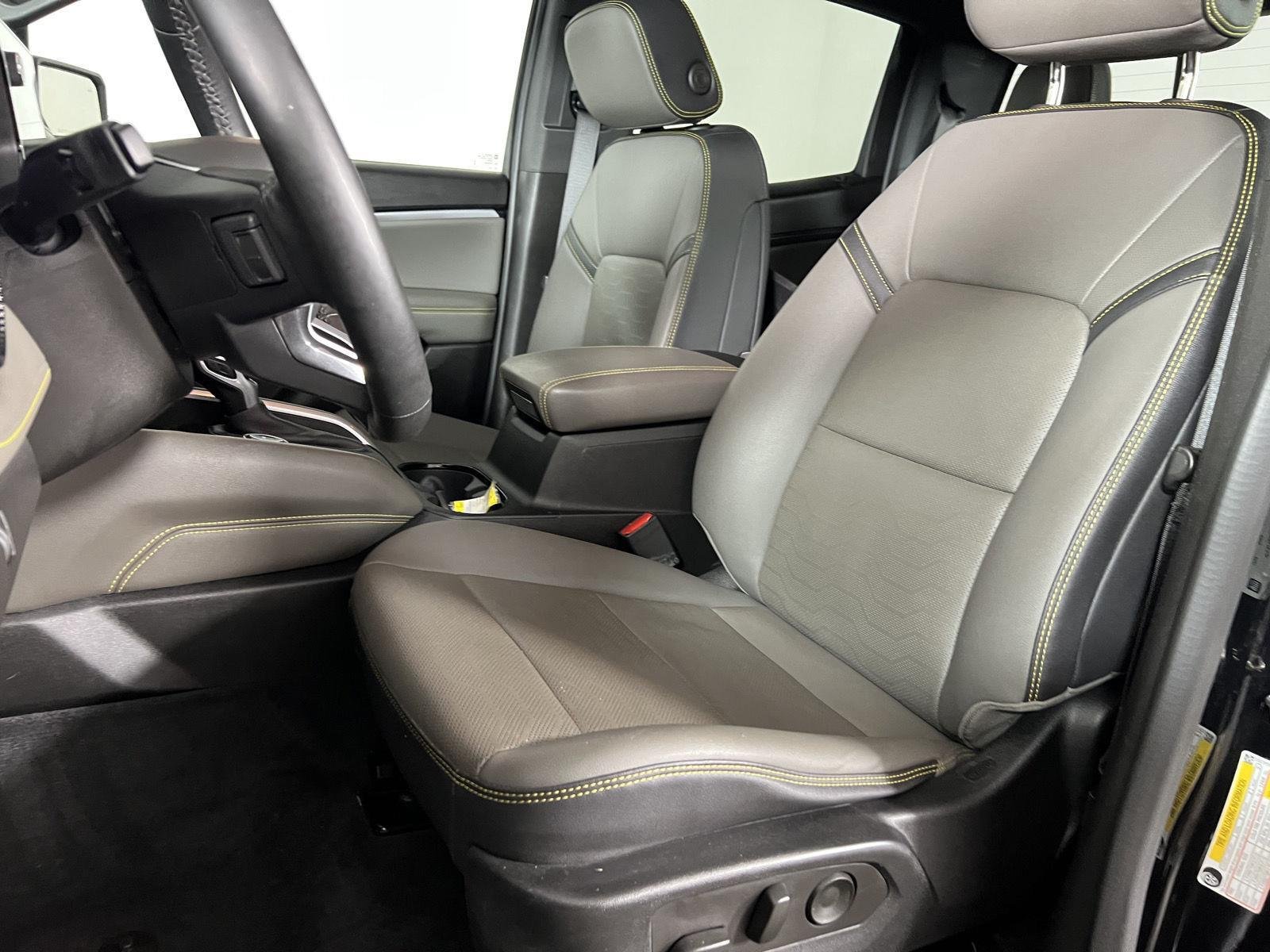 Used 2023 Black Chevrolet ZR2 image 27