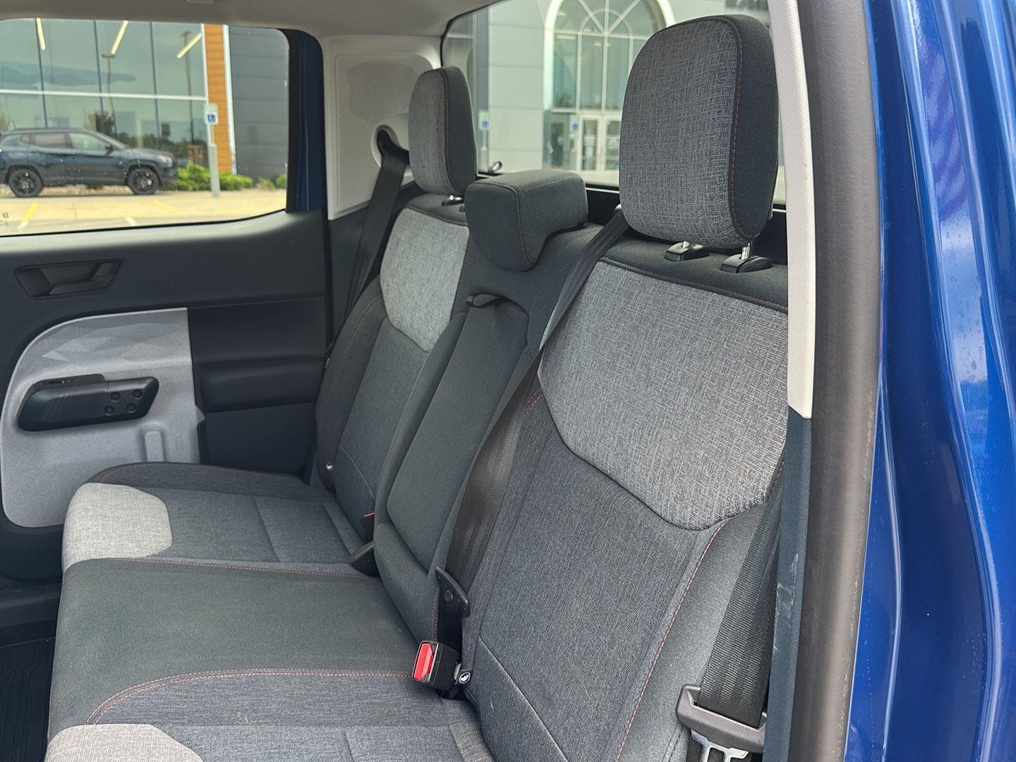 Used 2024 Atlas Blue Metallic Ford XLT image 25