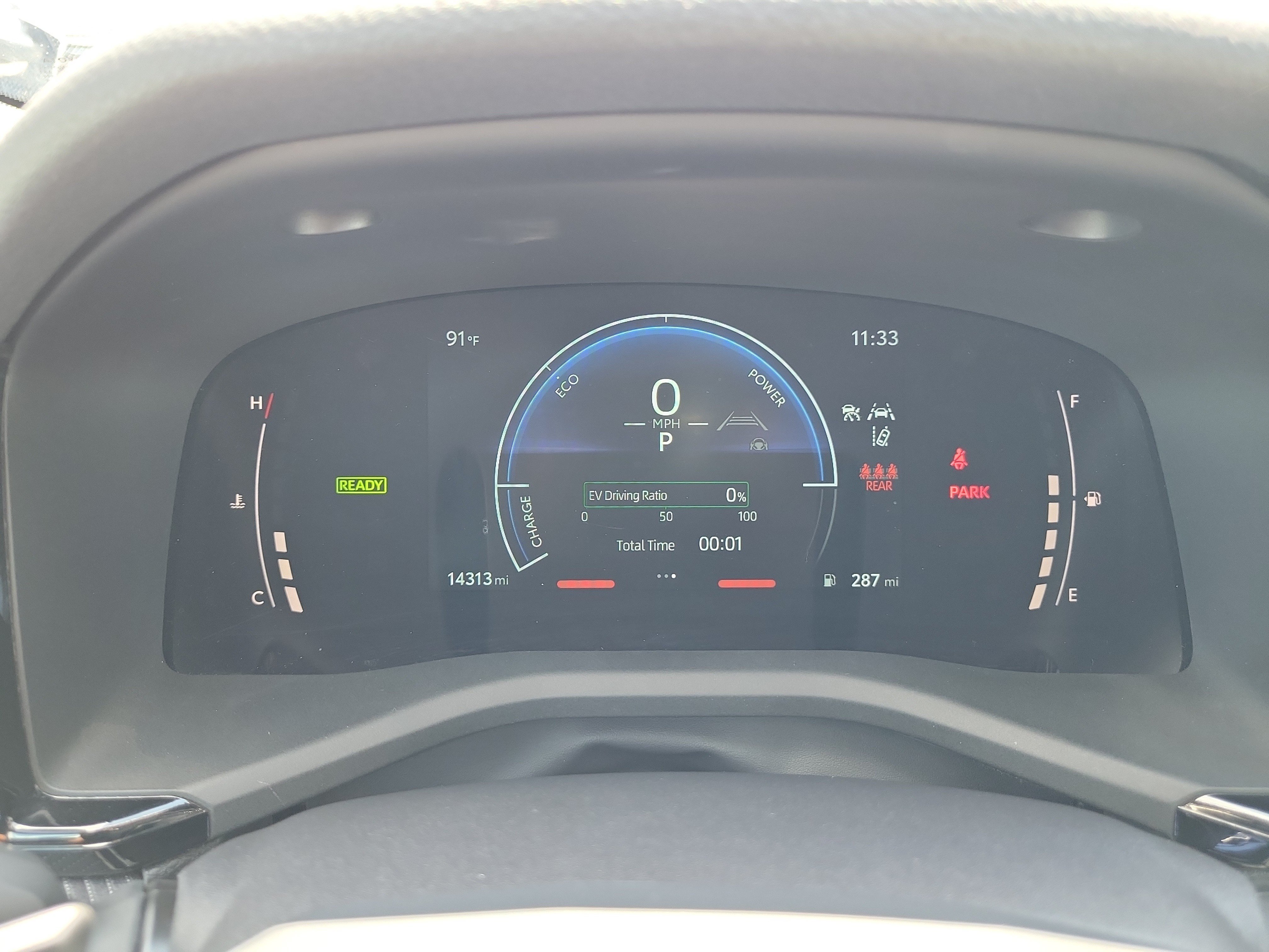 Used 2025 Ice Toyota SE image 28