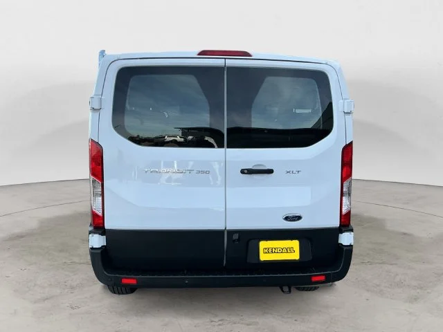 Certified Used 2025 Oxford White Ford XLT image 6