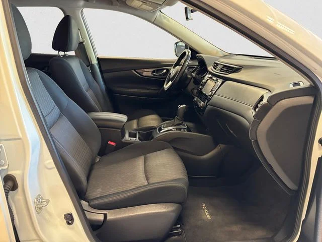 Used 2017 White Nissan SV image 16
