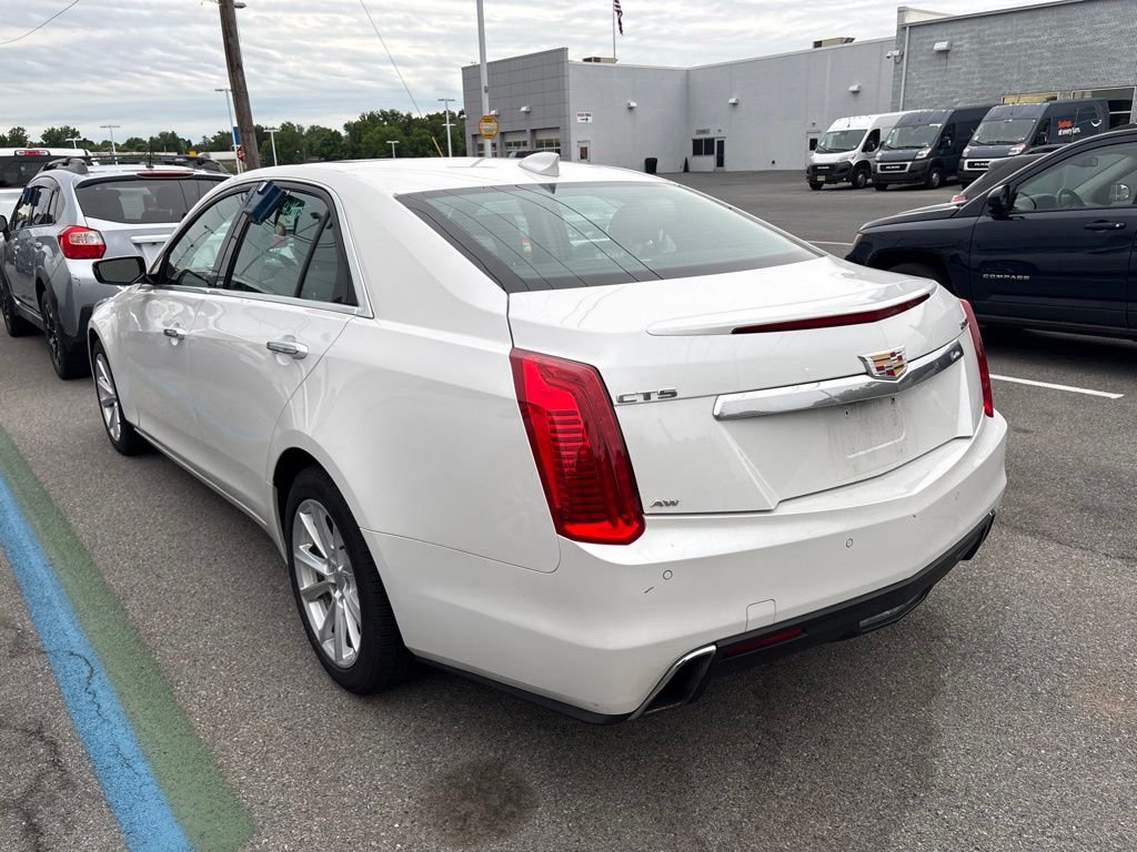 Used 2019 White Cadillac 2.0L Turbo image 9