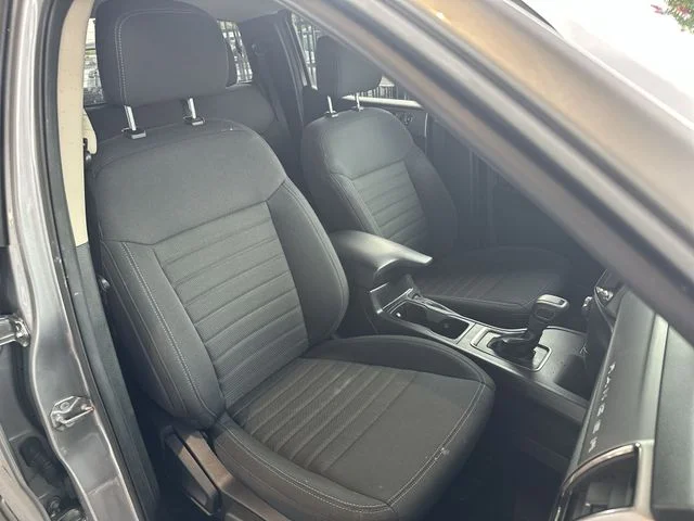 Used 2023 Silver Ford XLT image 26