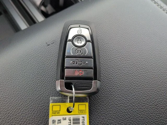 New 2026 Oxford White Ford XLT image 29