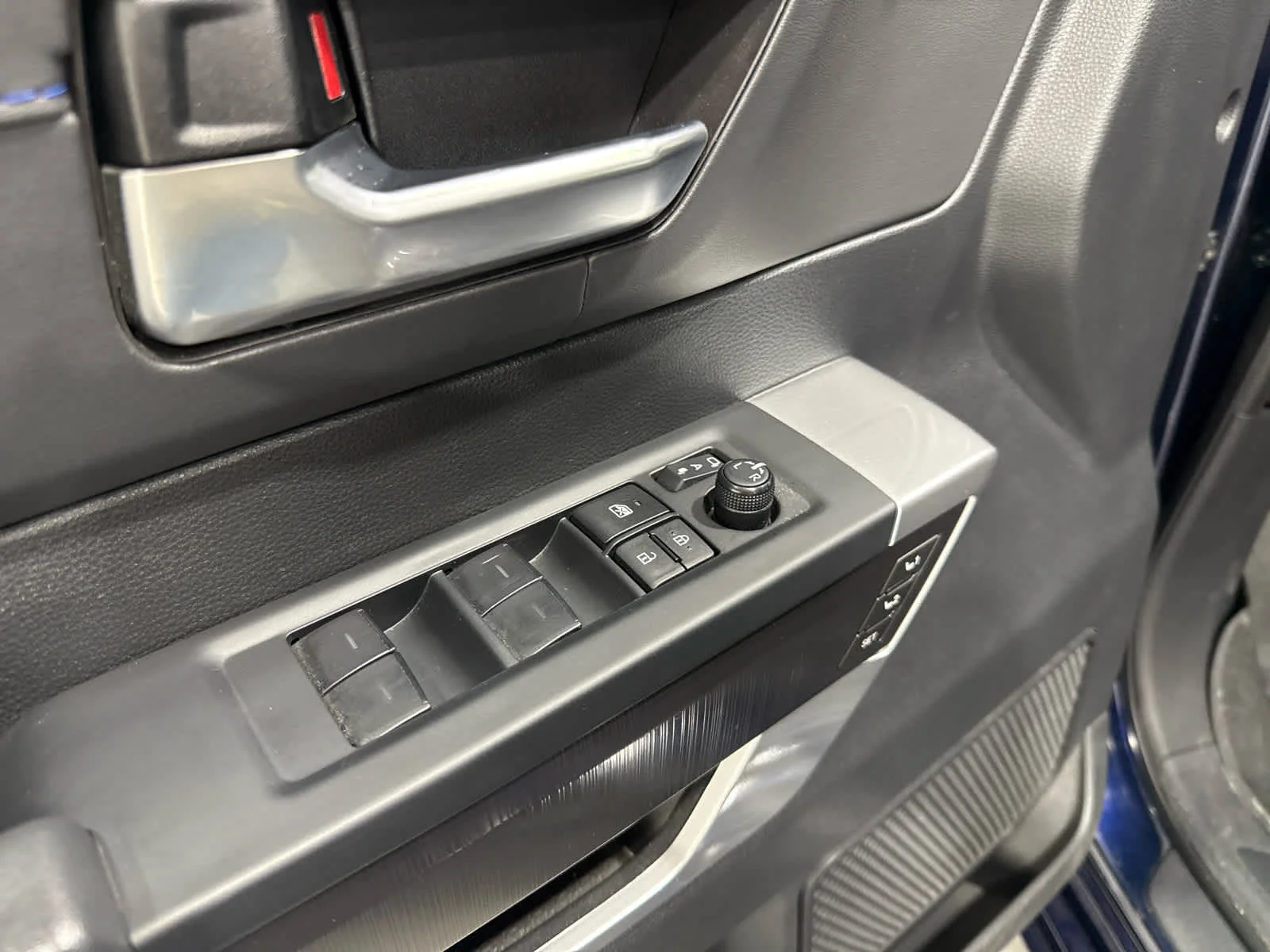 Used 2023 Blue Toyota Platinum image 17