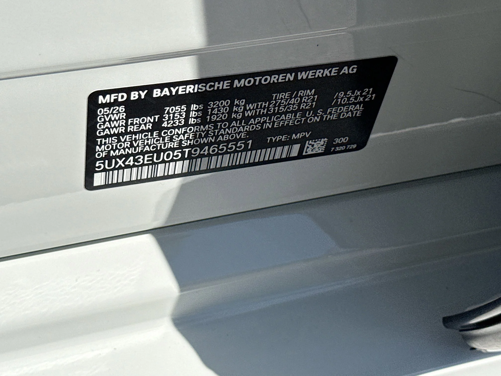 New 2026 Alpine White BMW xDrive50e image 43