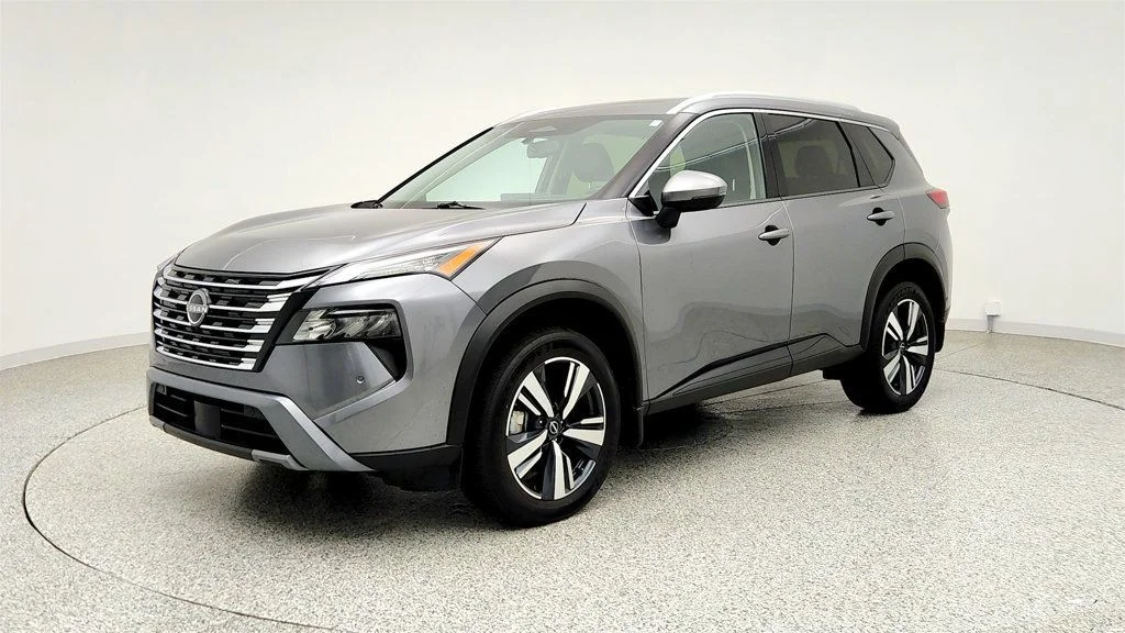 2025 Nissan Rogue SL AWD's photo