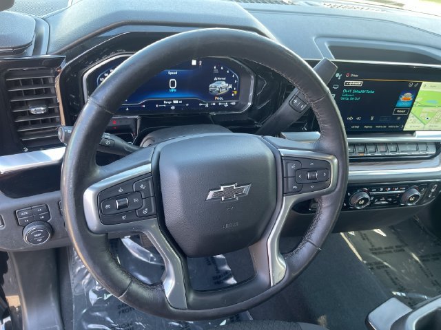 Certified Used 2022 BLACK Chevrolet RST image 14