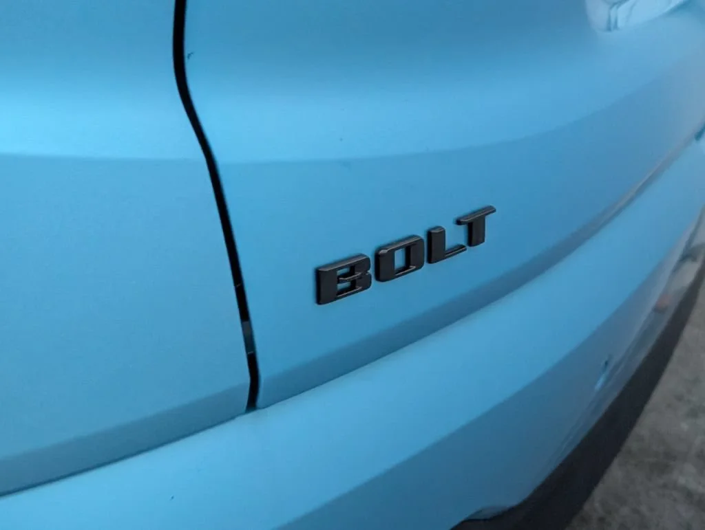 New 2027 Marina Blue Metallic Chevrolet LT image 10