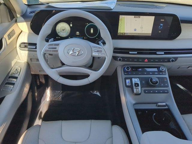 2025 Hyundai Palisade Limited - Photo 15