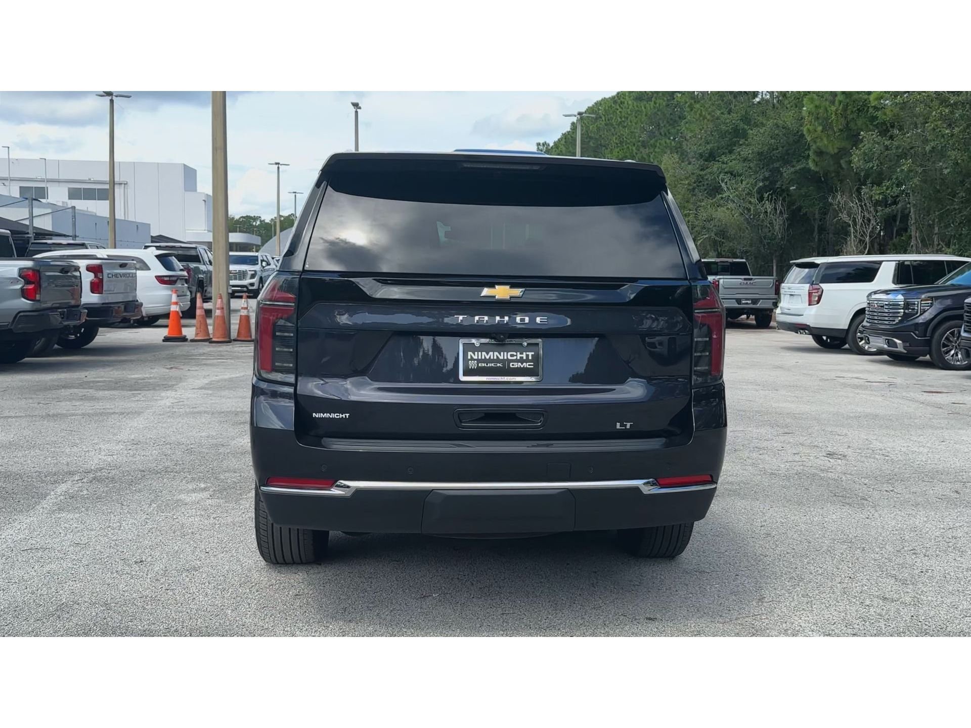 2025 Chevrolet Tahoe LT - Photo 7