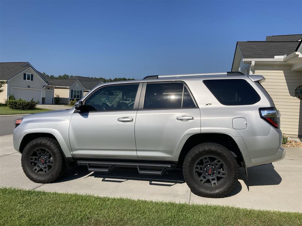 Used 2024 Classic Silver Metallic Toyota SR5 Premium image 6