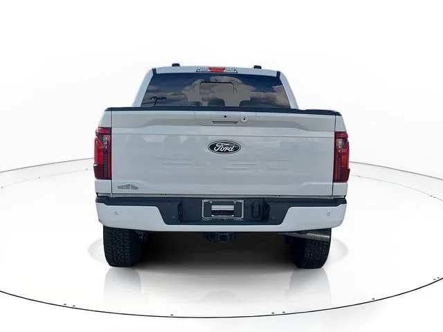 New 2026 Oxford White Ford XLT image 6