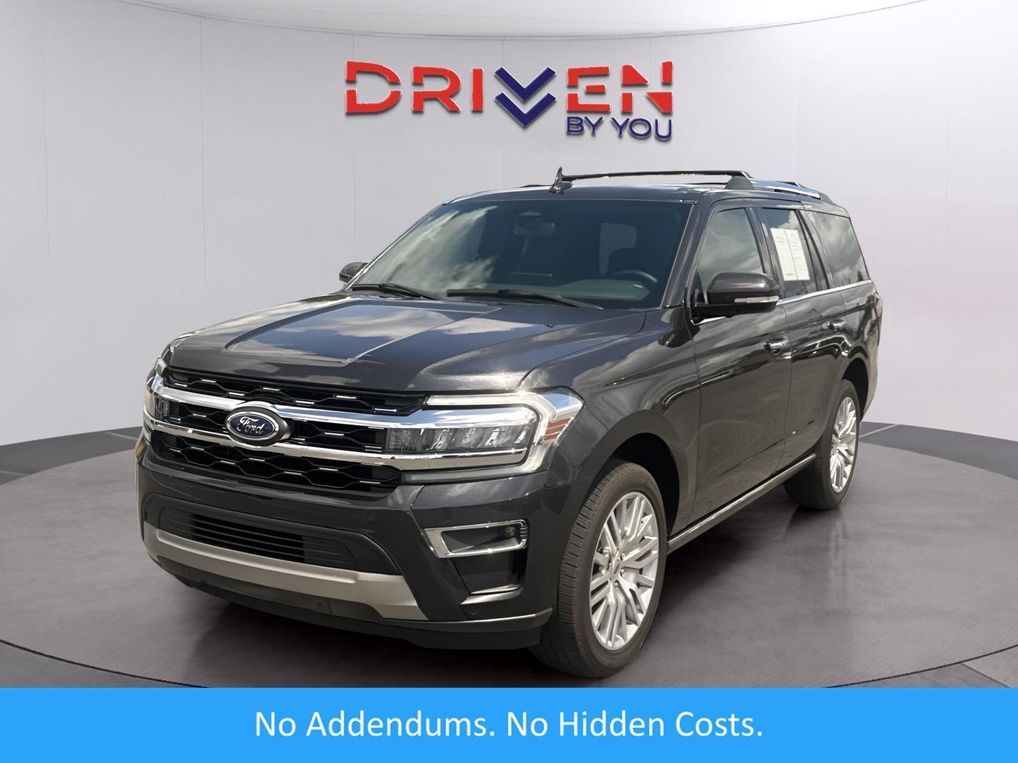 2024 Ford Expedition Limited's photo