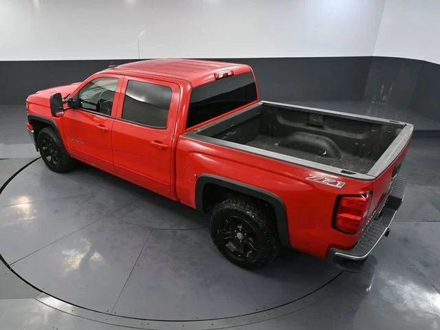 Used 2015 Red Chevrolet LT image 50