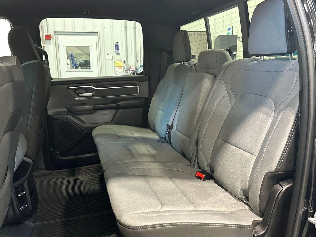 Used 2023 Diamond Black Crystal Pearlcoat Ram Big Horn image 25
