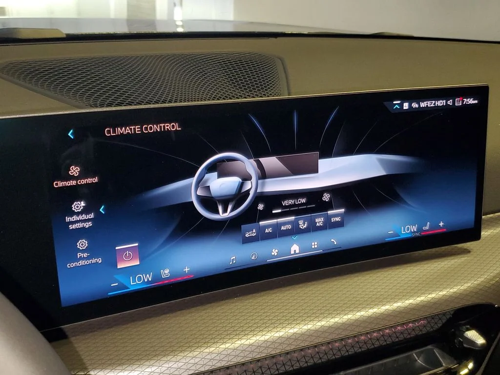 New 2026 Jet Black BMW 330i image 21