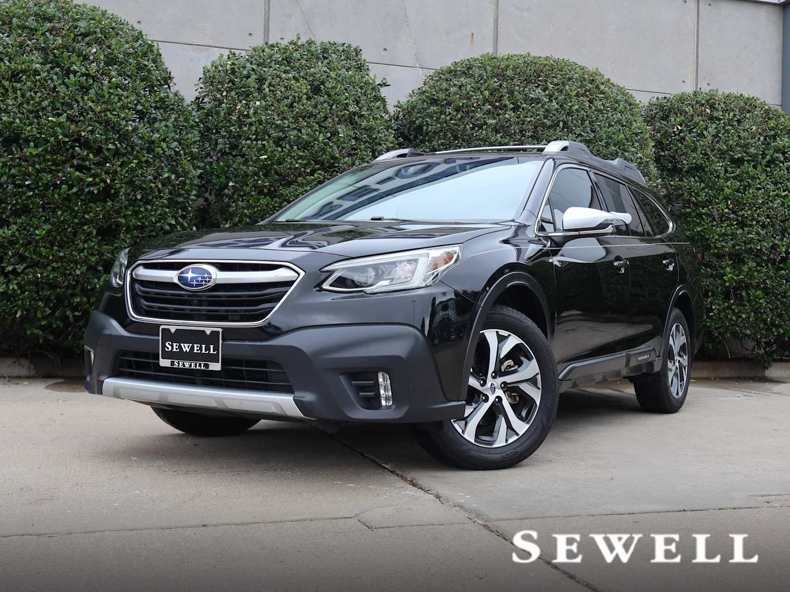 2021 Subaru Outback Touring XT's photo