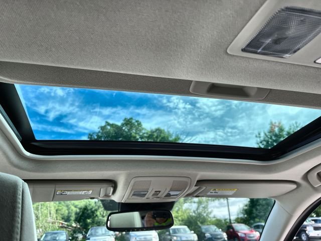 Used 2014 Red Mazda Touring image 18