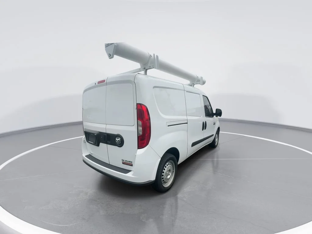 Used 2022 White Ram Base image 8