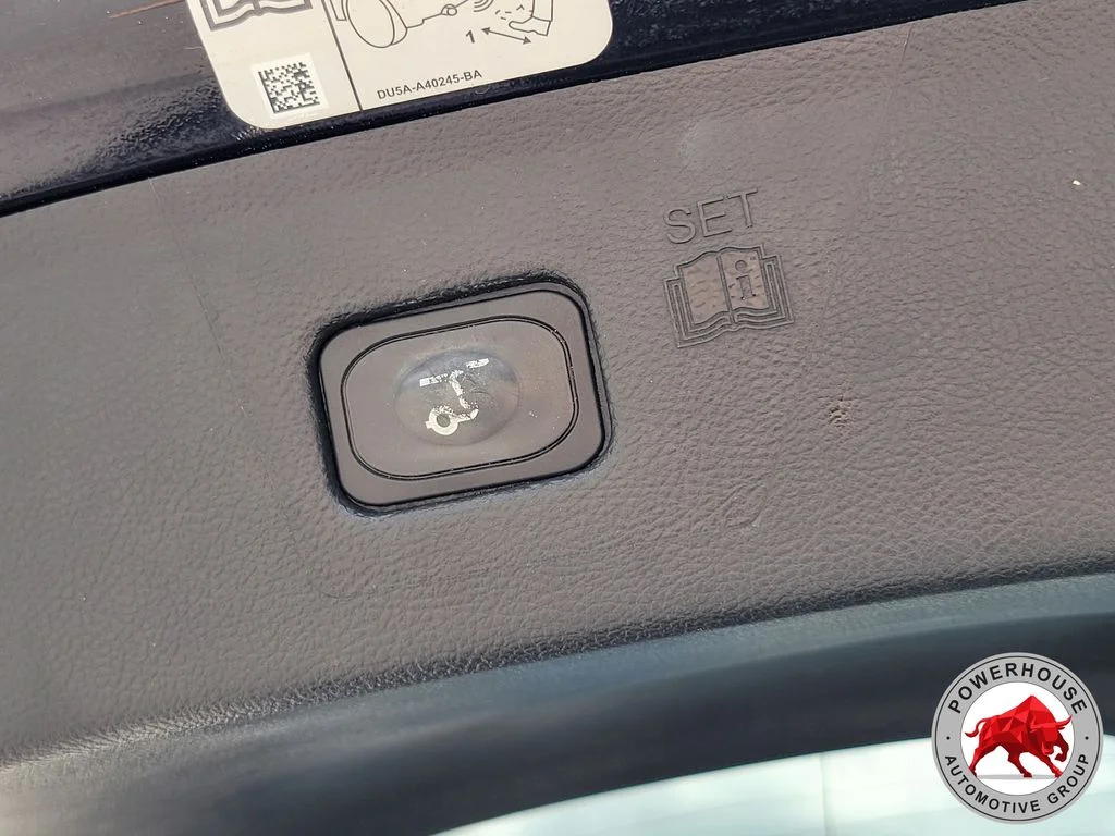 Used 2019 Black Ford Titanium image 14