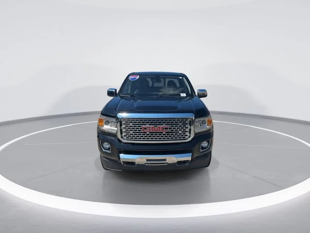 Used 2019 Black GMC Denali image 2