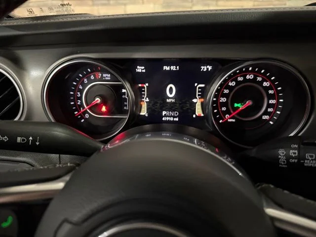 Used 2019 Bikini Pearlcoat Jeep Unlimited Rubicon image 18