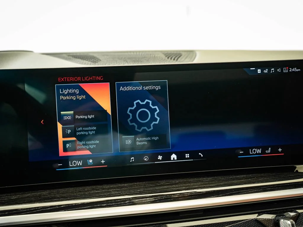 New 2026 Gray Metallic BMW xDrive50e image 30