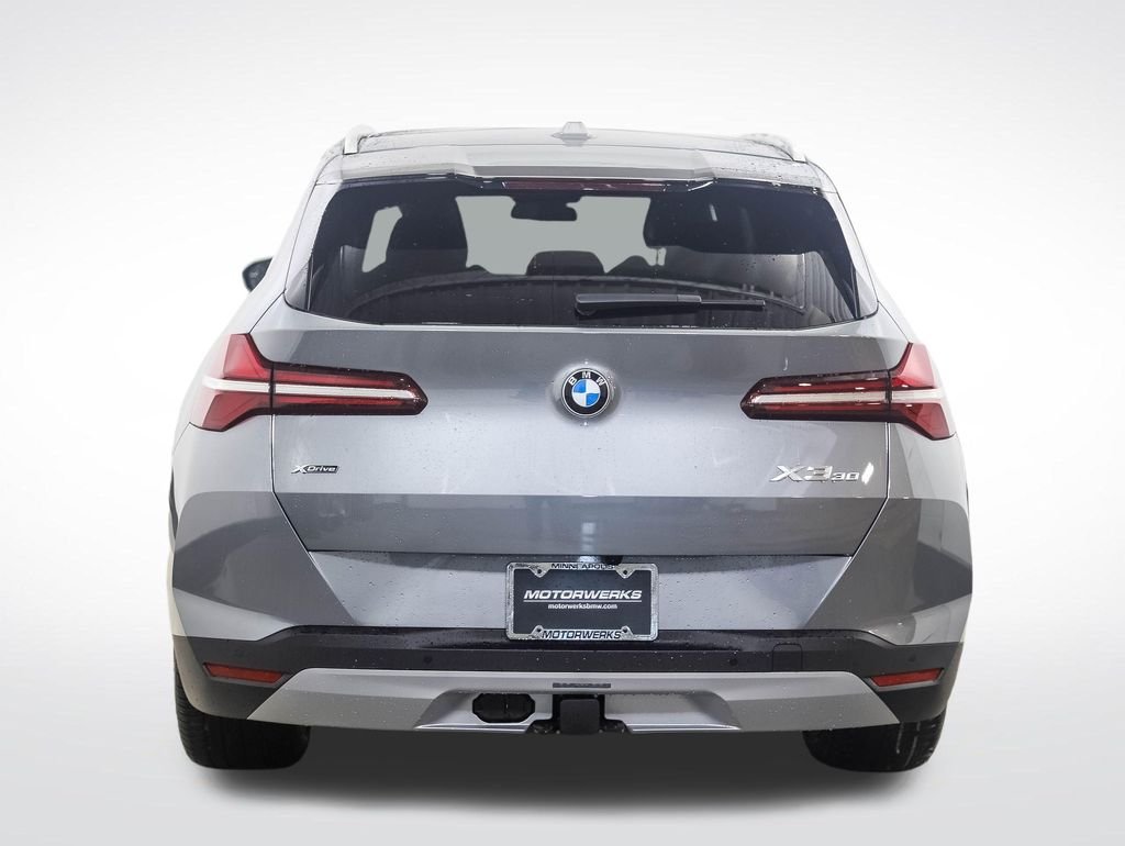 Used 2026 Gray Metallic BMW 30 xDrive image 4