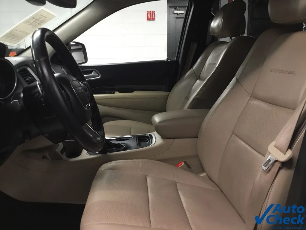 Used 2018 White Dodge Citadel image 25