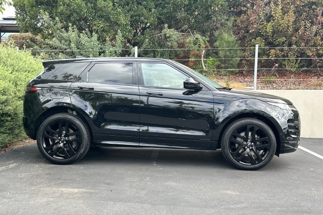 New 2026 Santorini Black Land Rover Hoxton Edition image 6