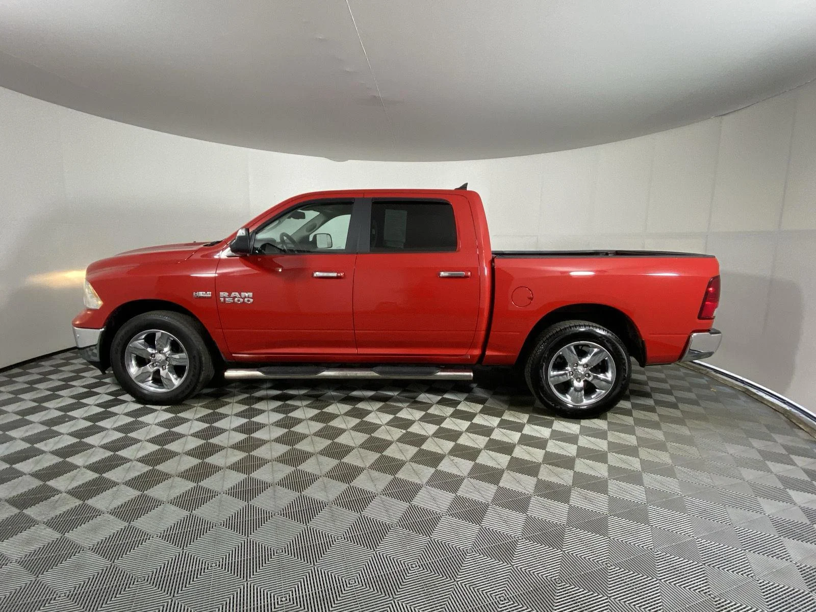 Used 2017 Flame Red Clearcoat Ram Big Horn image 13