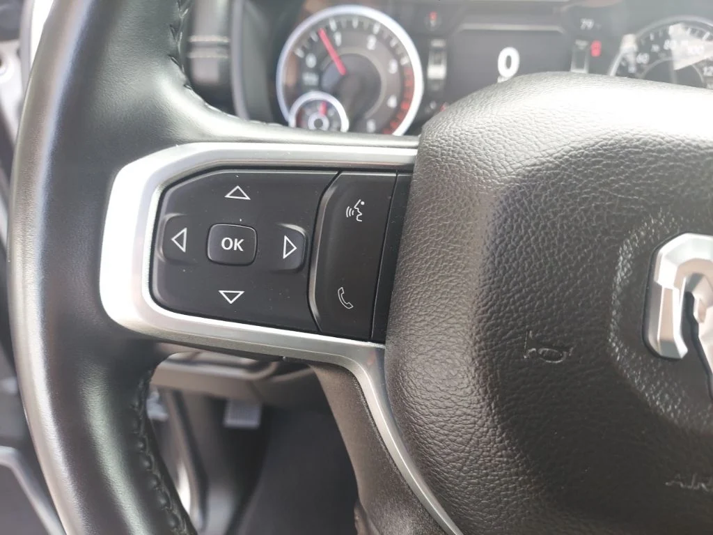 Used 2024 Silver Ram Laramie image 13