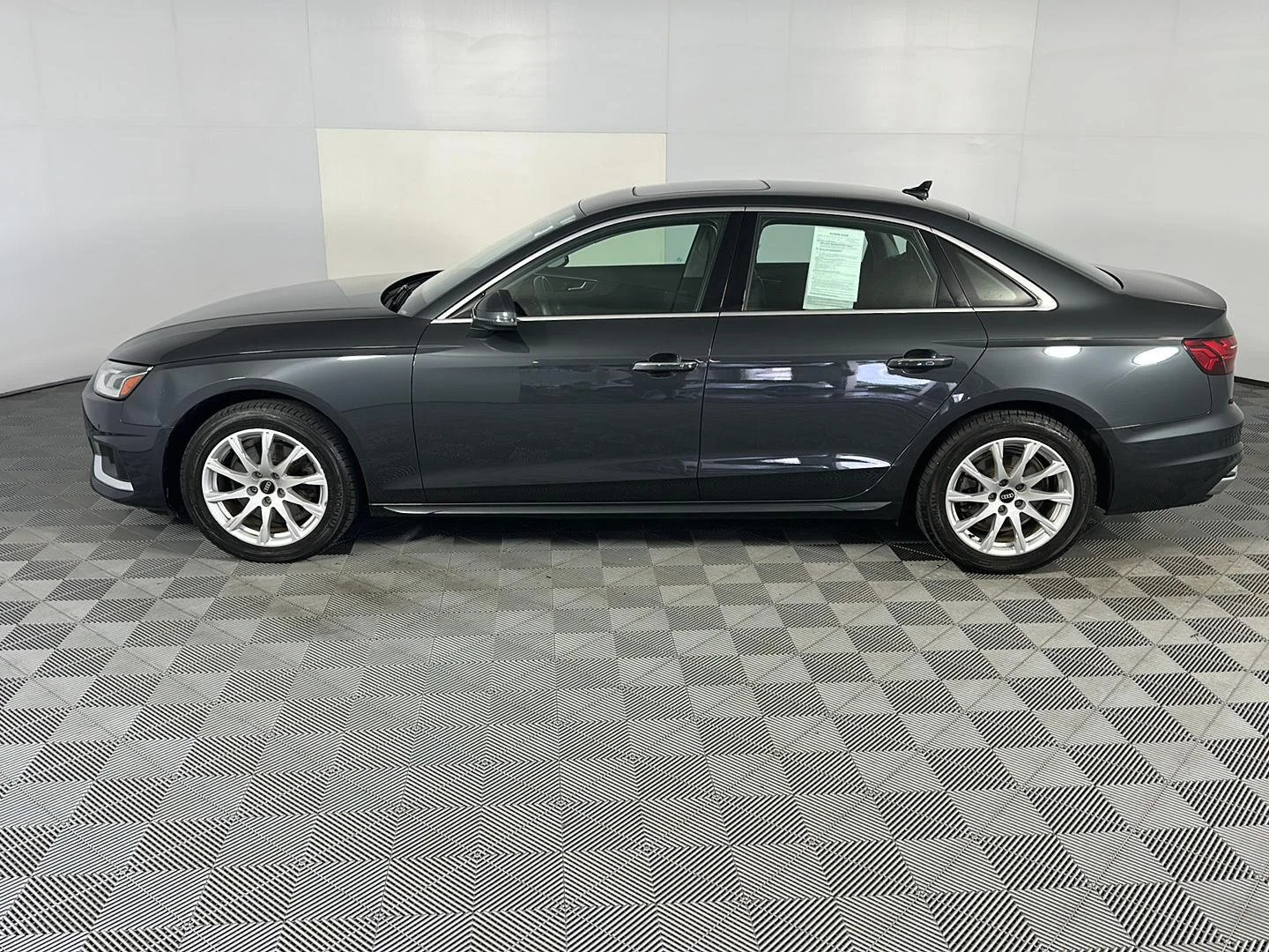 Used 2021 Manhattan Gray Metallic Audi Premium image 12