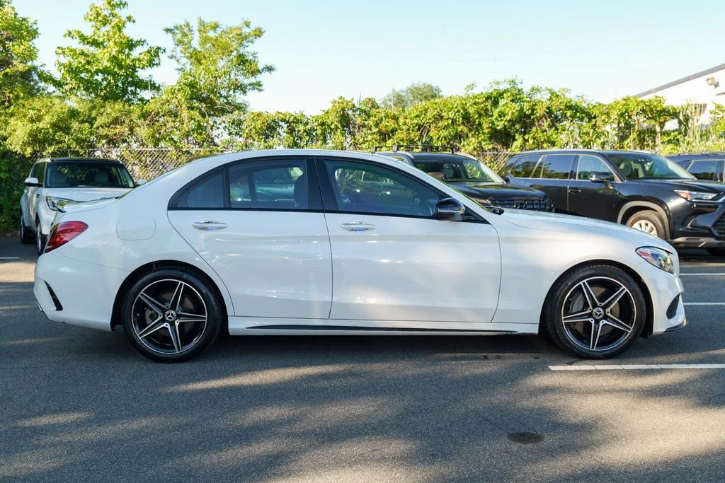 Used 2018 Polar White Mercedes-Benz C 300 image 8
