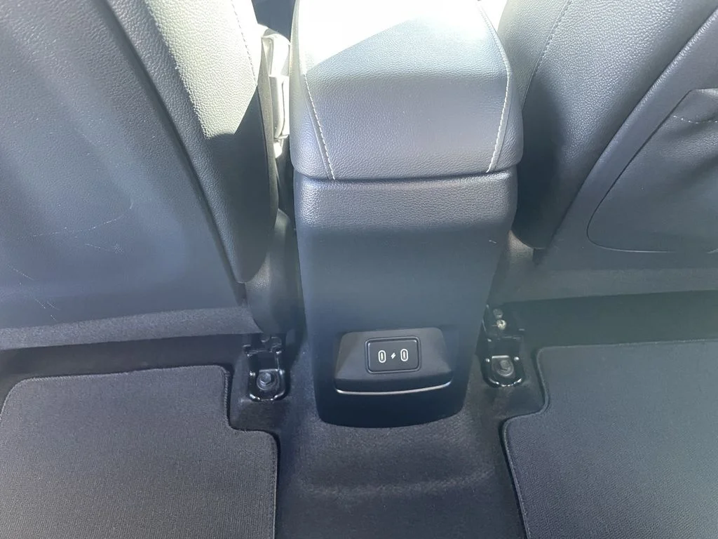 Used 2024 Surf Blue w/Black Roof Kia GT-Line image 13