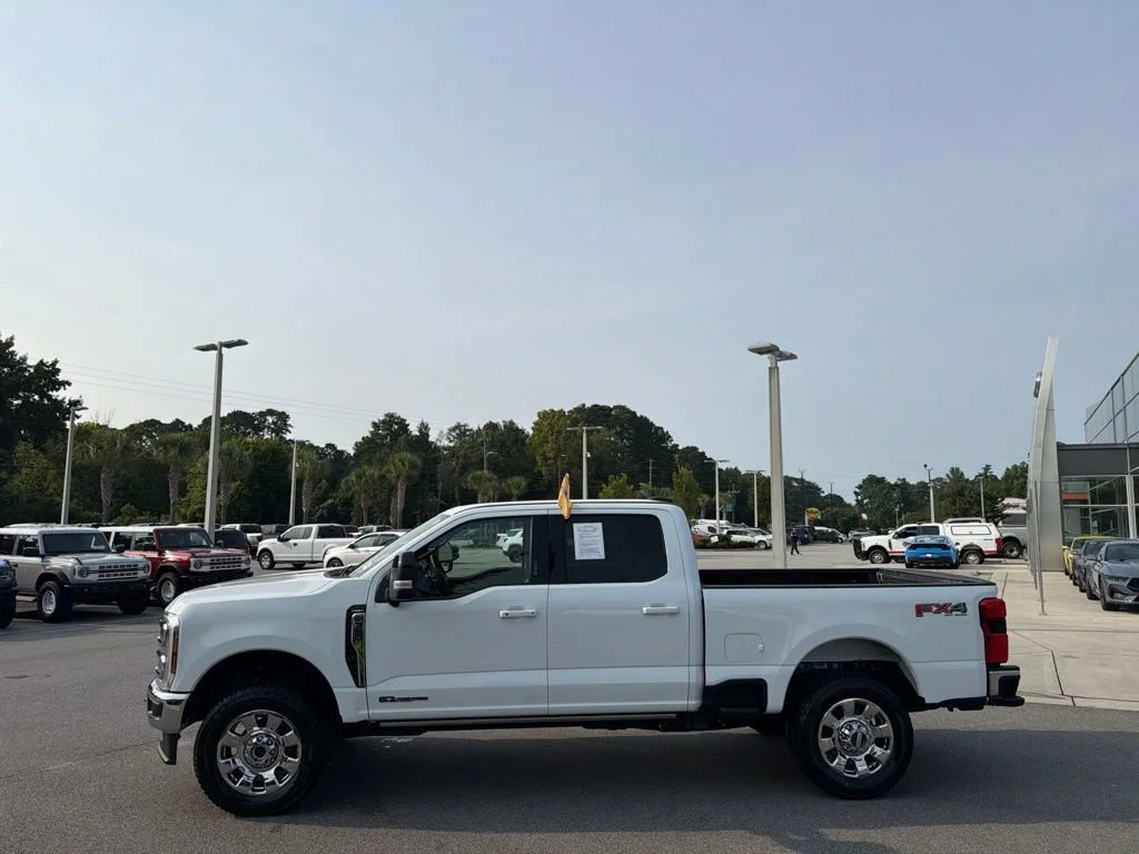 Certified Used 2026 Oxford White Ford Lariat image 4