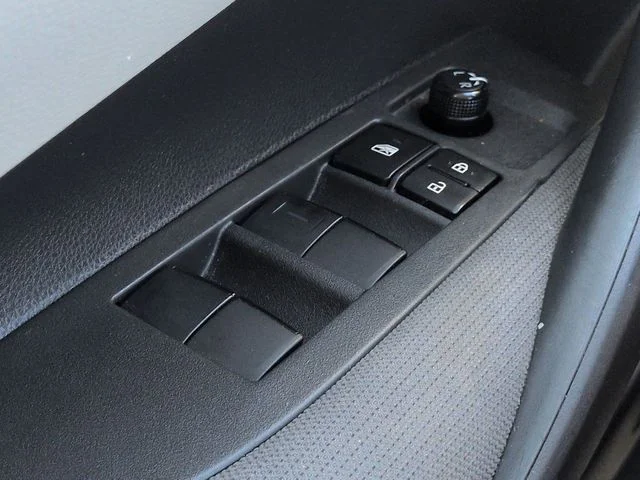 Certified Used 2020 2020 TOYOTA COROLLA HYBRID LE Toyota LE image 21