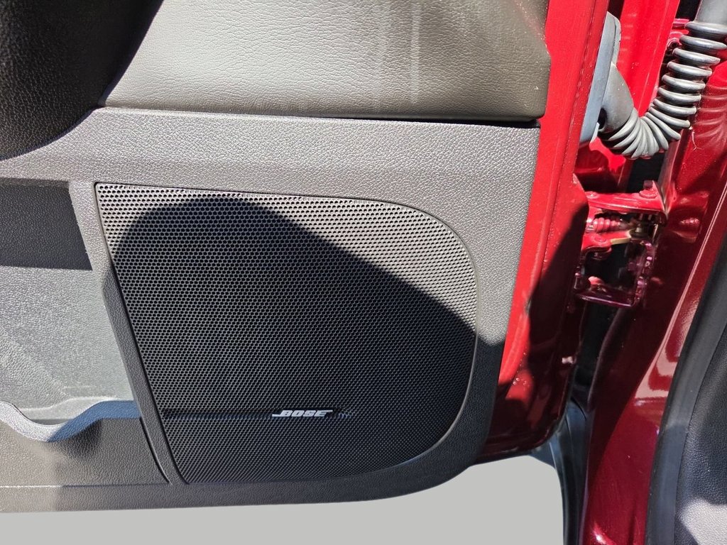 Used 2015 Red Chevrolet LT image 17