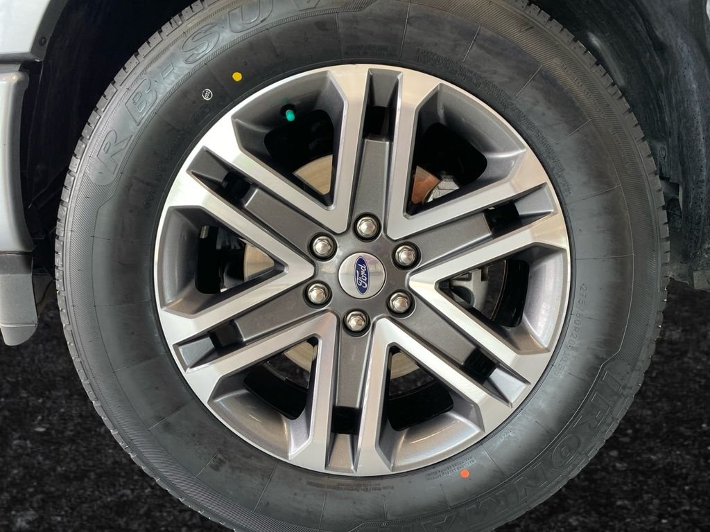 Used 2022 Silver Ford XL image 27