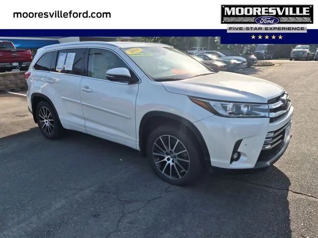 2019 Toyota Highlander Limited Platinum