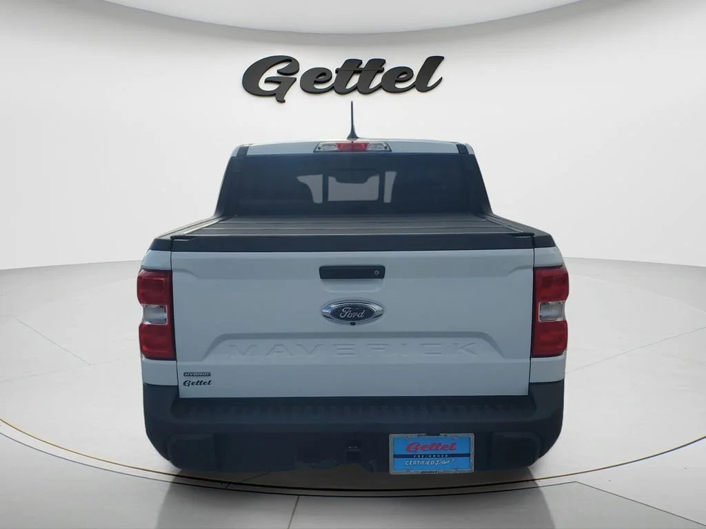 Used 2024 White Ford Lariat image 6