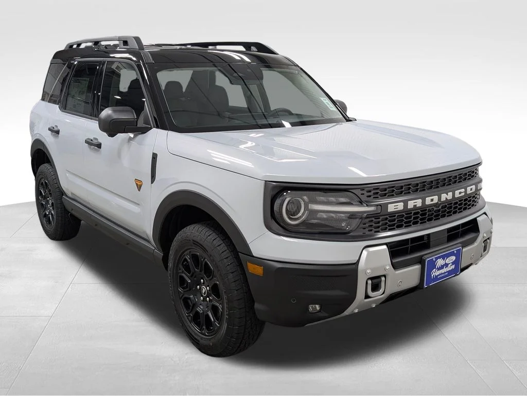 New 2026 Space White Metallic Ford Badlands® image 18