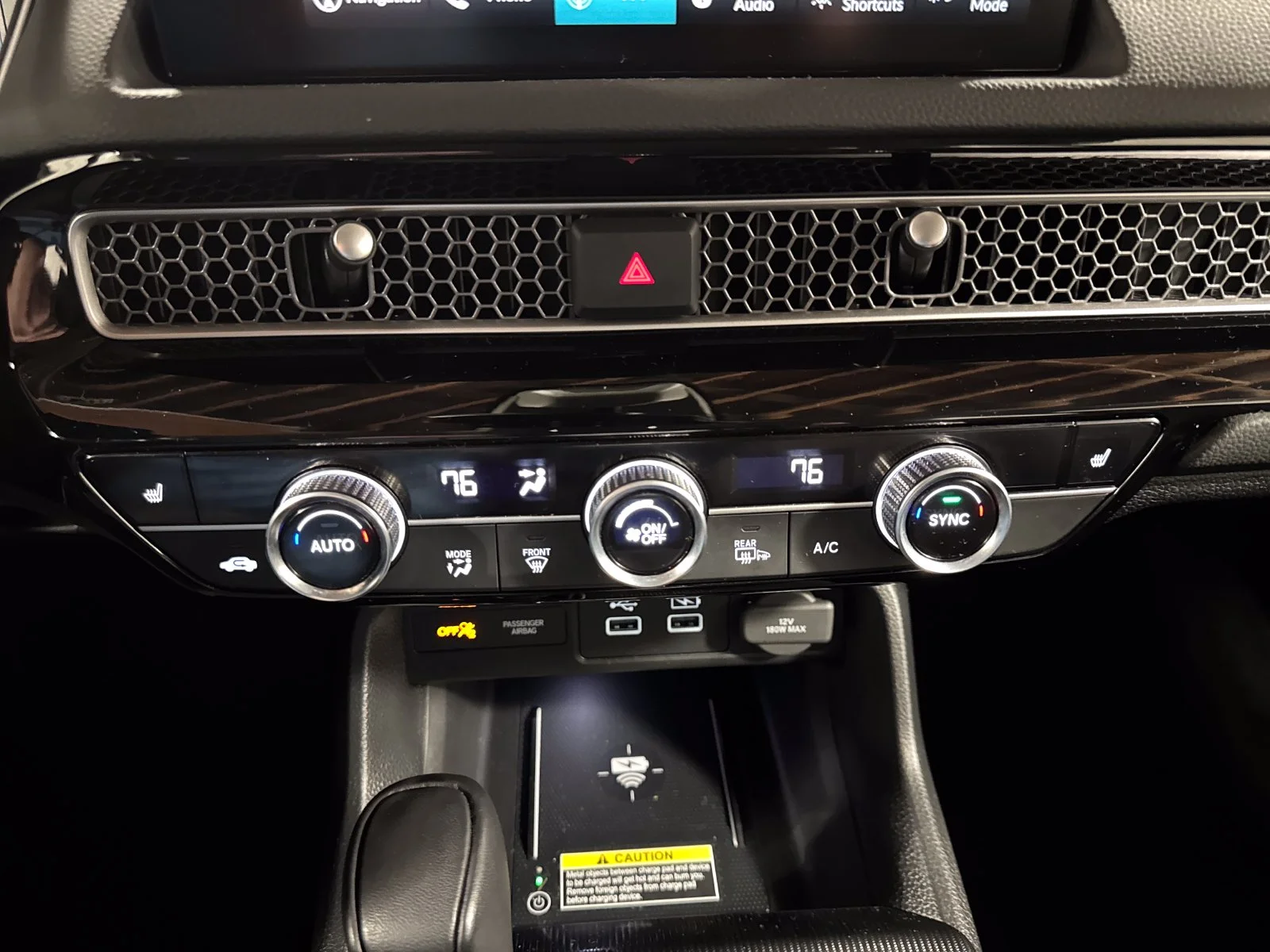 2024 Honda Civic Touring - Photo 18