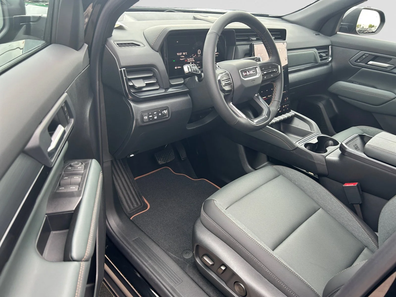 New 2027 Ebony Twilight Metallic GMC AWD AT4 image 13