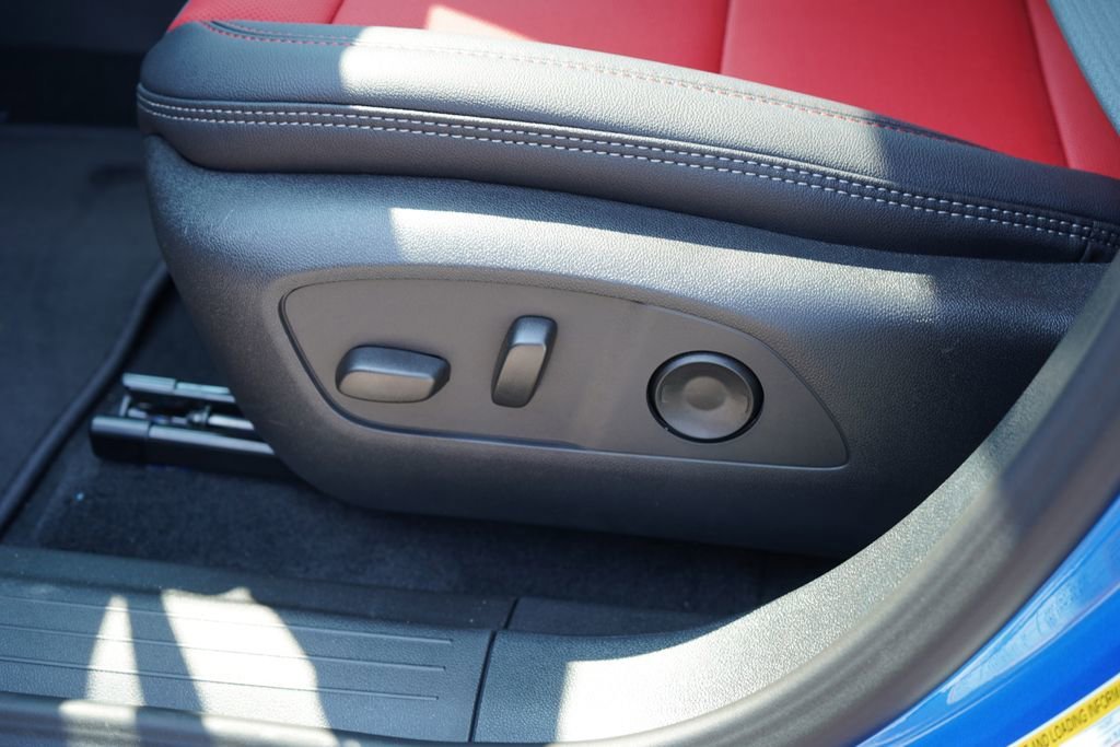 2025 Chevrolet Equinox EV RS - Photo 16