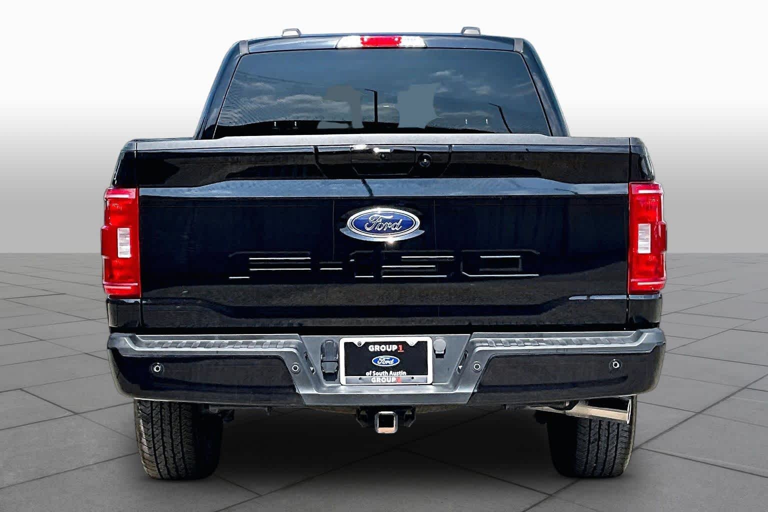 Certified Used 2023 Agate Black Metallic Ford XLT image 5