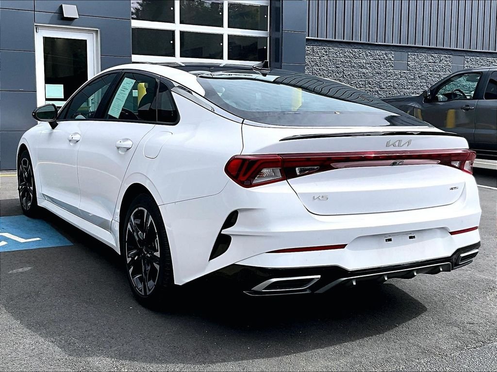 Used 2024 White Kia GT-Line image 6
